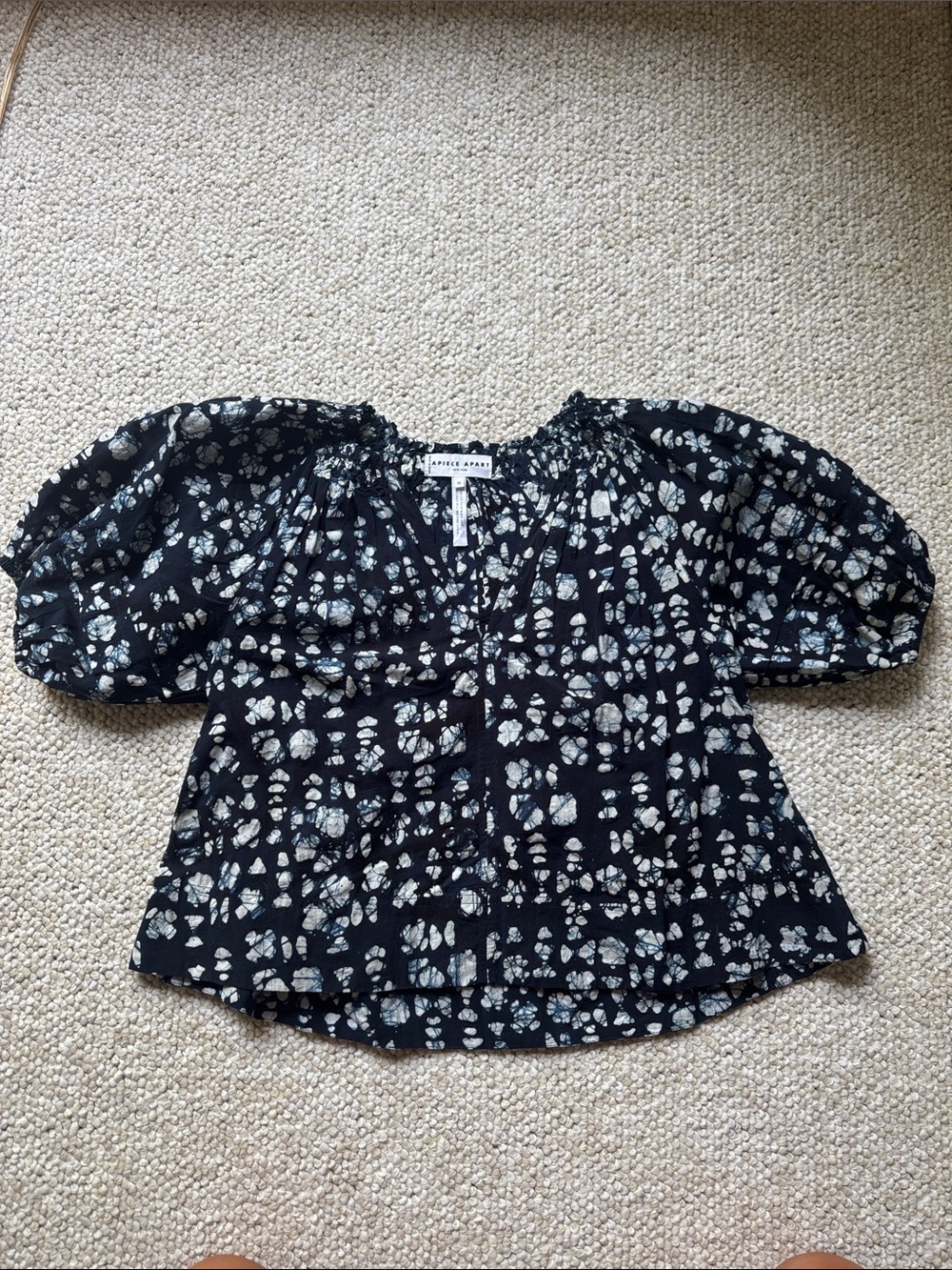 Apiece Apart Navy and White Puff-Sleeve Floral Blouse Size XS